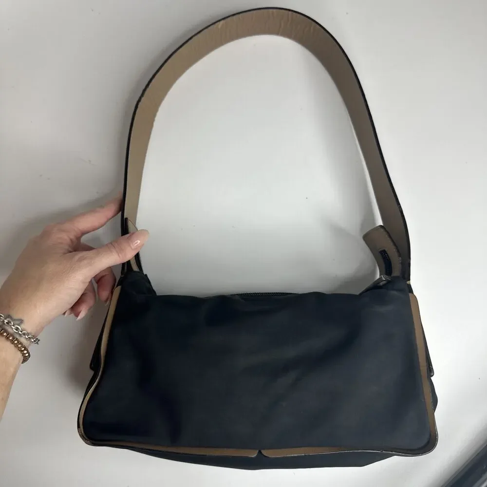 Bally Vintage Black Beige Nylon Leather Baguette Shoulder Bag Purse Made Italy